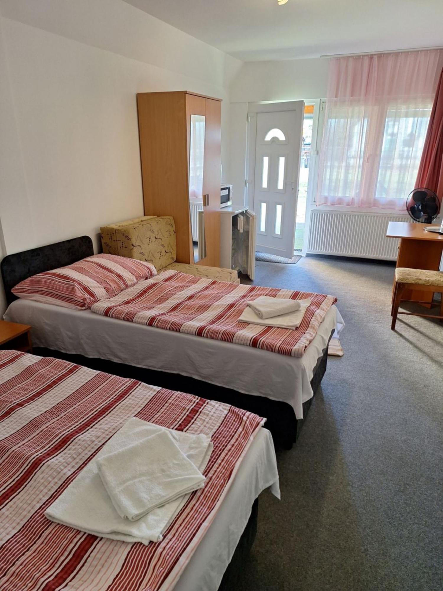 Fenyo Panzio Bed & Breakfast Mezokovesd Ngoại thất bức ảnh